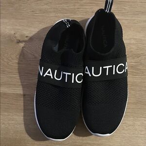 Nautica Woman’s Black and White Slip-On Sneakers